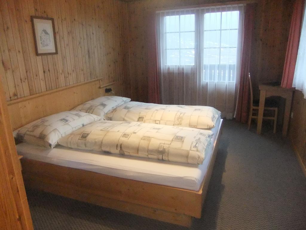 Hotel Weisshorn Goms Номер фото